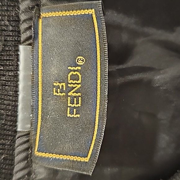 Fendi Amor Wave Logo Jacket (Large) - Picture 3 of 4